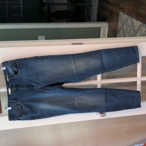 Women's Size 14/32 Jessica Simpson High Rise Skinny Jeans.